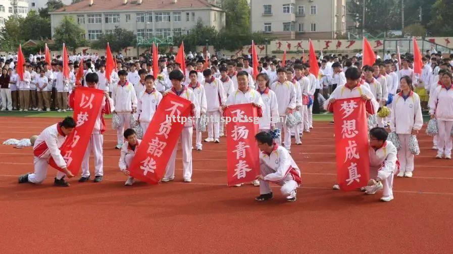 田径赛场上奋力拼搏，创造梦想成真